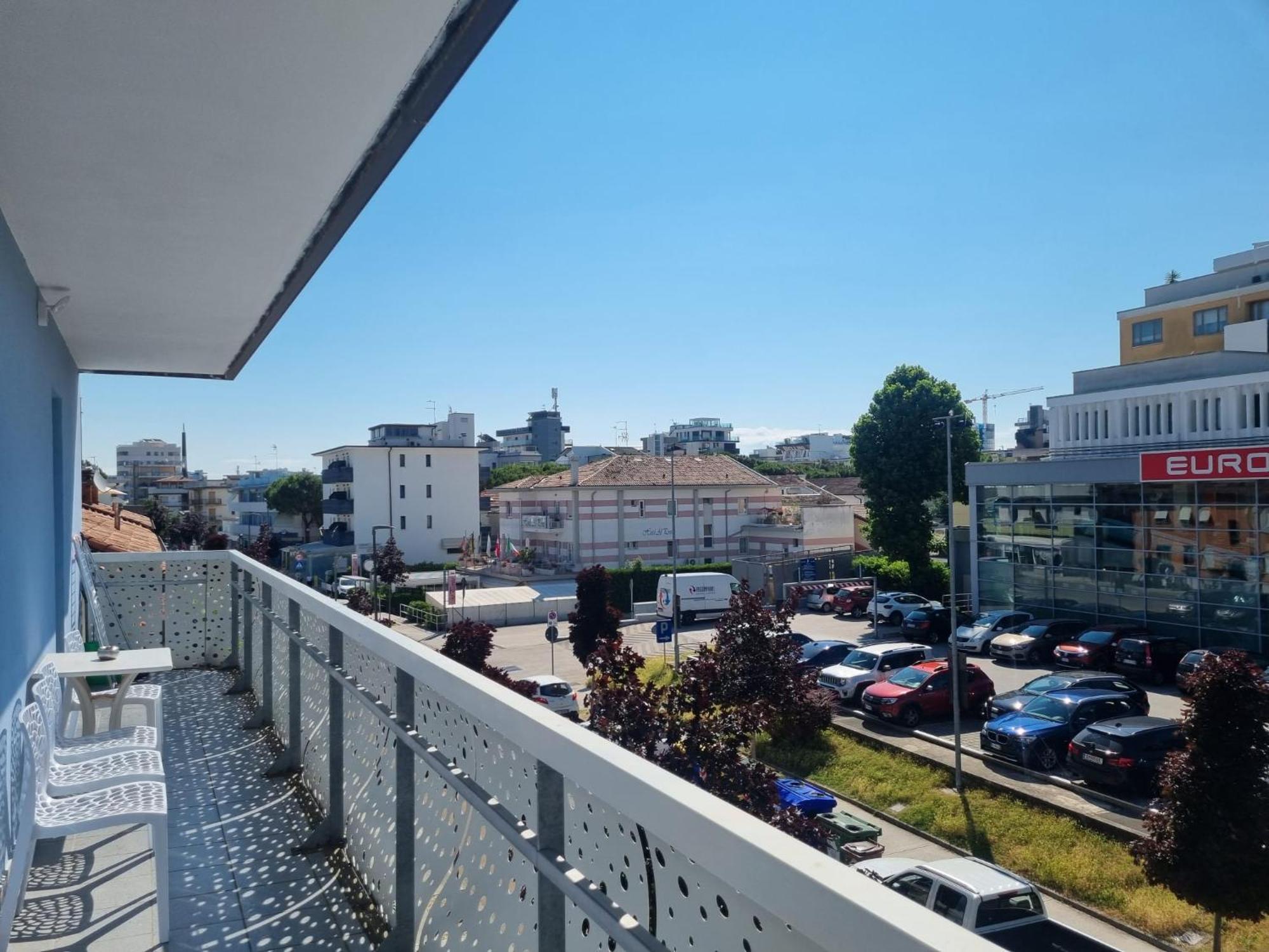 Appart-Hotel Holiday Lignano Sabbiadoro Luaran gambar
