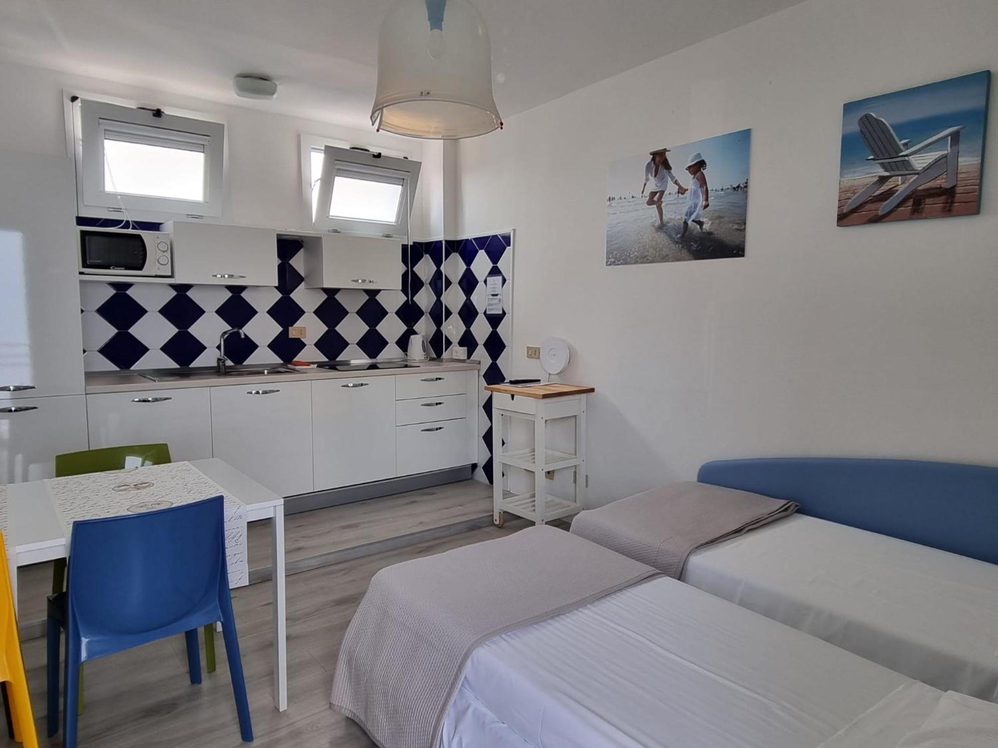 Appart-Hotel Holiday Lignano Sabbiadoro Luaran gambar